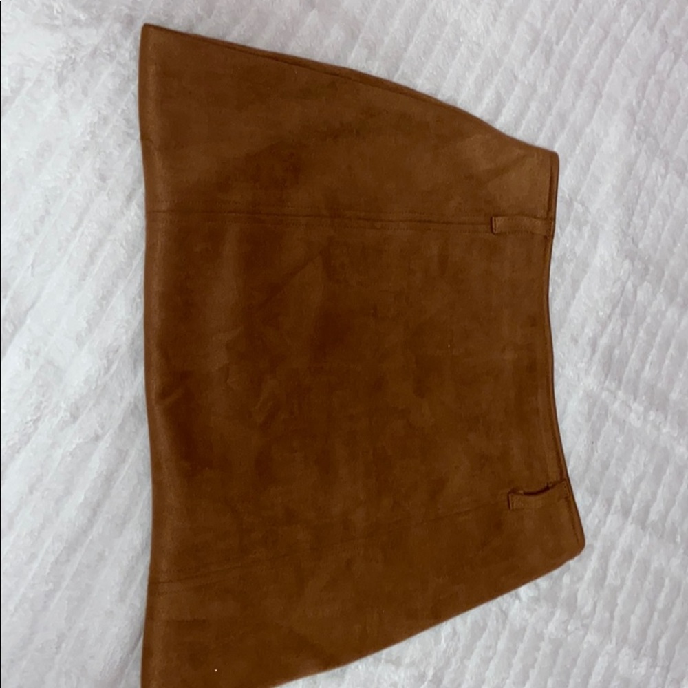 Cute cognac skirt 💛